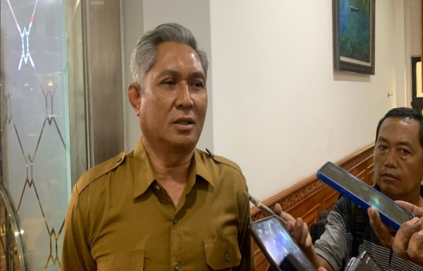 Isu perseteruan antara BPKAD dan Bappeda Kutim bisa saja “sandiwara”, untuk mengulur-ulur pembahasan APBD-P 2025” 