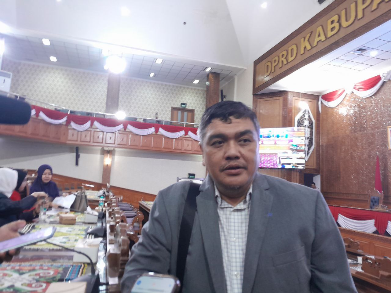 Gagal Total! Pembangunan Masjid Attaubah dan Pasar Modern Sangatta Selatan Berhenti Tanpa Jejak