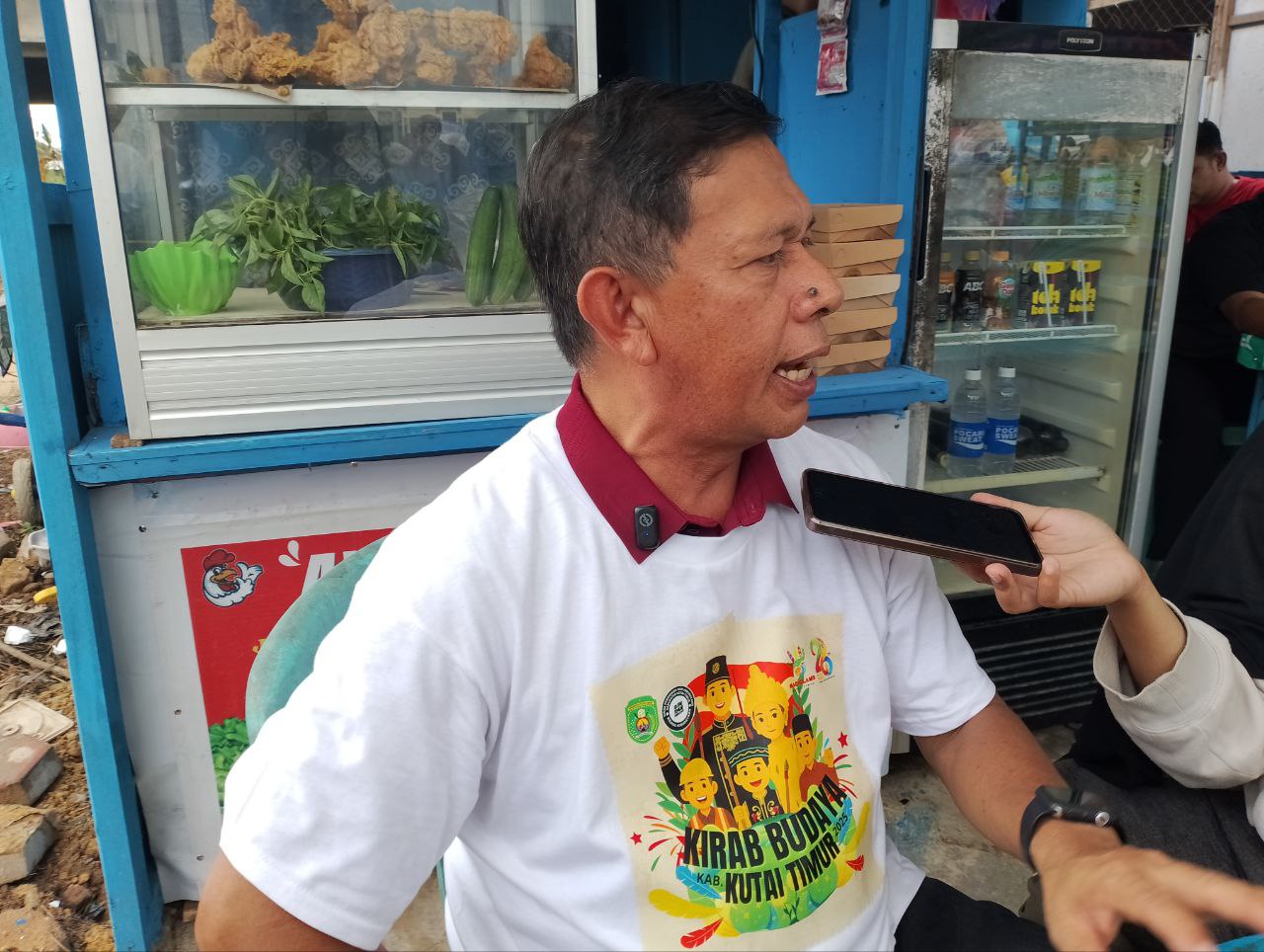 DLH Kutim Meriahkan HUT Ke-26 Lewat Kirab Budaya, Angkat Pesan Kreativitas Pengelolaan