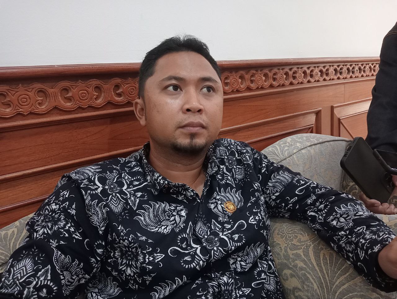 Ramadhani Menegaskan Komitmennya untuk Meningkatkan Infrastruktur Jalan Lingkungan di Kutai Timur