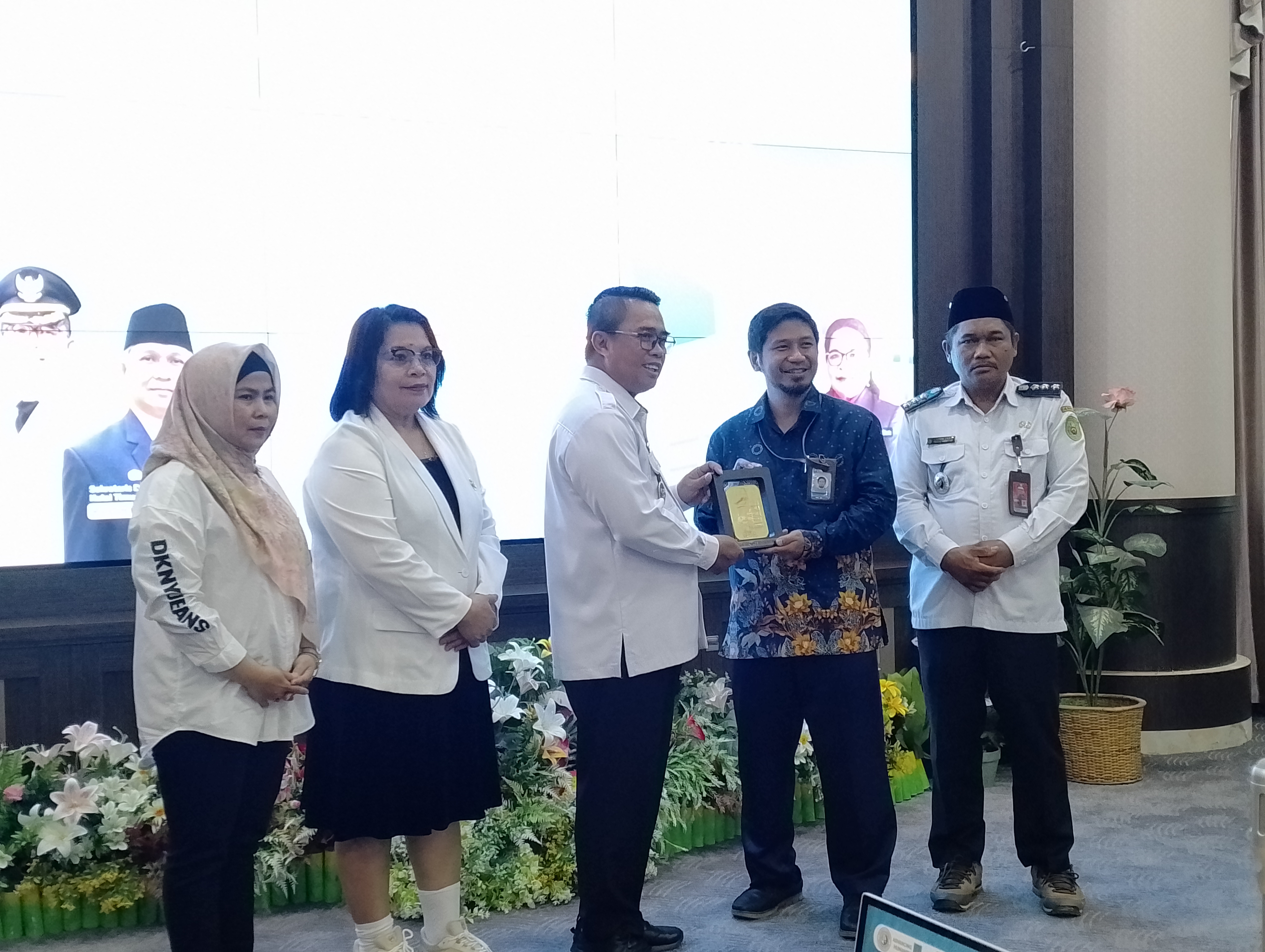 Distransnaker Kutim Gandeng ITS Petakan Potensi Produk Unggulan Kawasan Transmigrasi